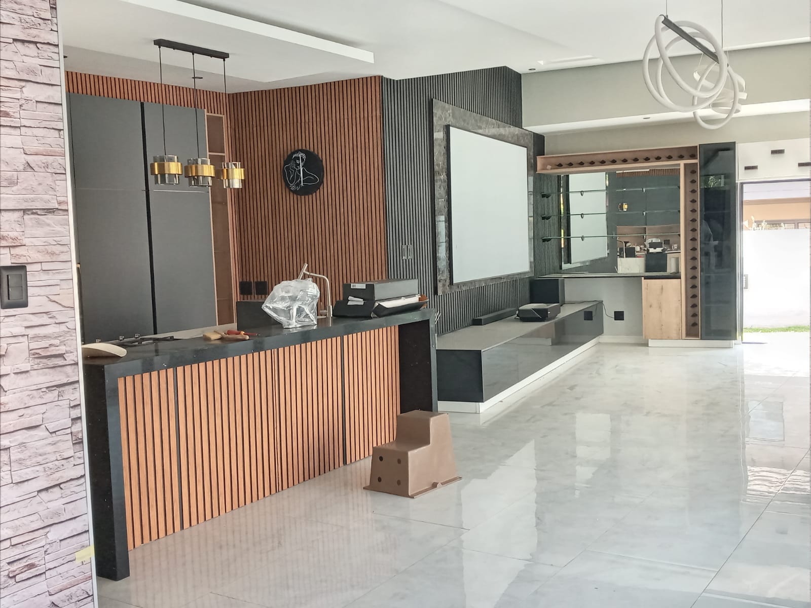 9f9e1697-e466-47fa-8b0d-fd8ab3ef100e